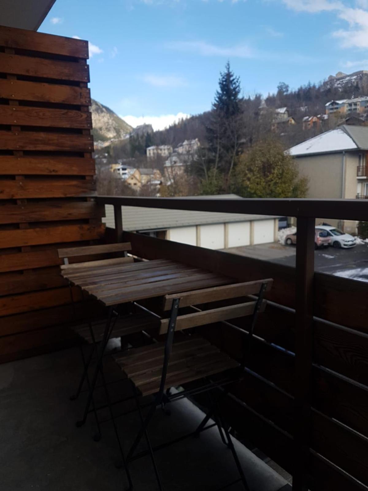 Briançon : Appartement 4-6 personnes moderne, tout confort. Exterior foto